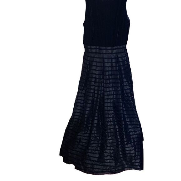 VTG EUC Ever Beauty Whimsigoth Black Velvet Ball Gown/ Prom Dress/ Evening Gown - Picture 1 of 8